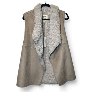 dylan by Anthropologie Women S Frosty Tipped Faux Shearling Snap Cape/Vest *READ